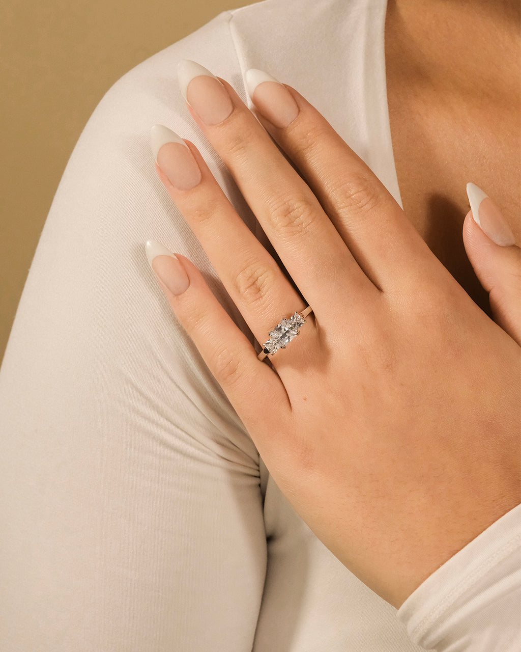 Sterling Silver Three Stone Right Hand Ring - Image 4